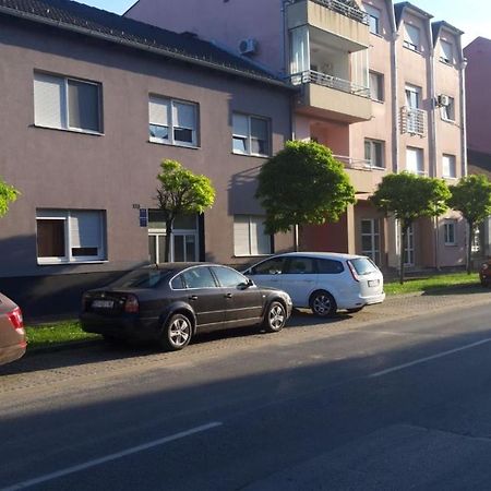 Apartment Eurho Osijek Exterior foto