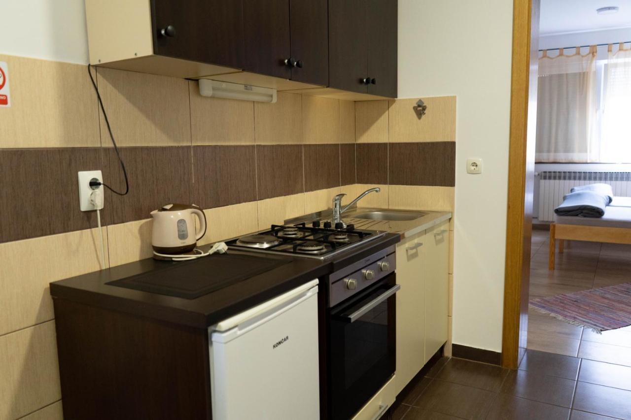 Apartment Eurho Osijek Exterior foto